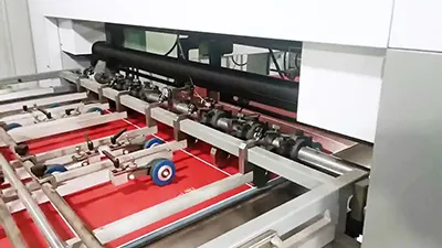 Máquina de corte e vinco plana hot stamping HF-1450MTE